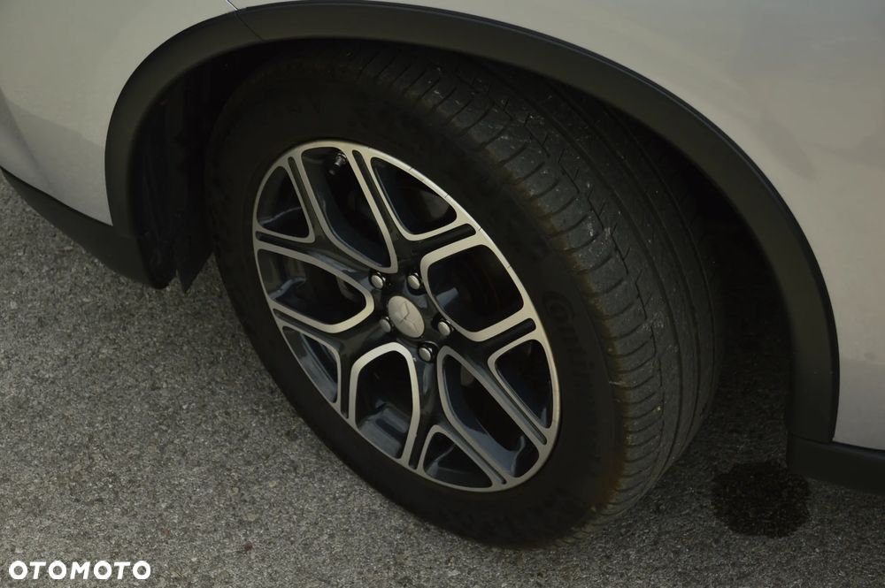 Mitsubishi Outlander 2.0 Intense + Navi 4WD CVT - 26