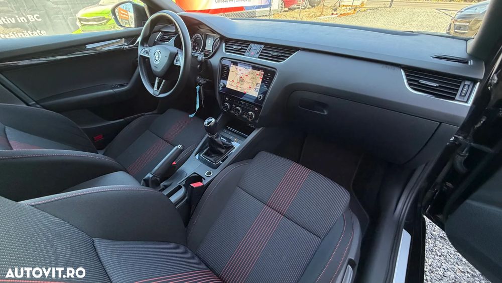 Skoda Octavia 1.6 TDI Sport Edition - 16