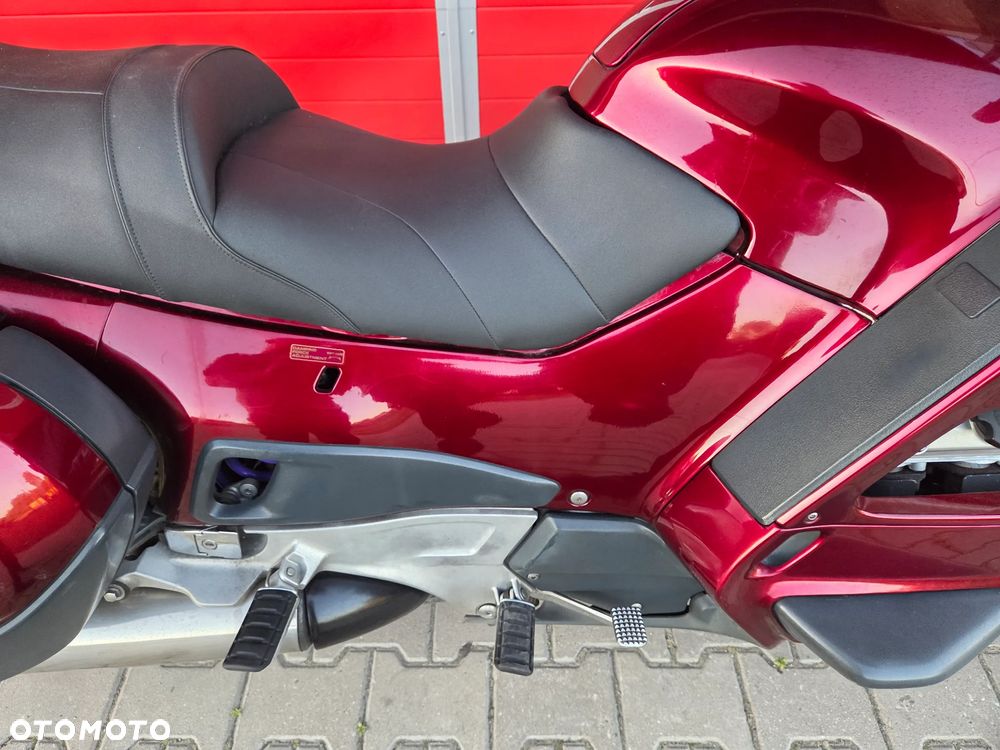 Honda ST - 7