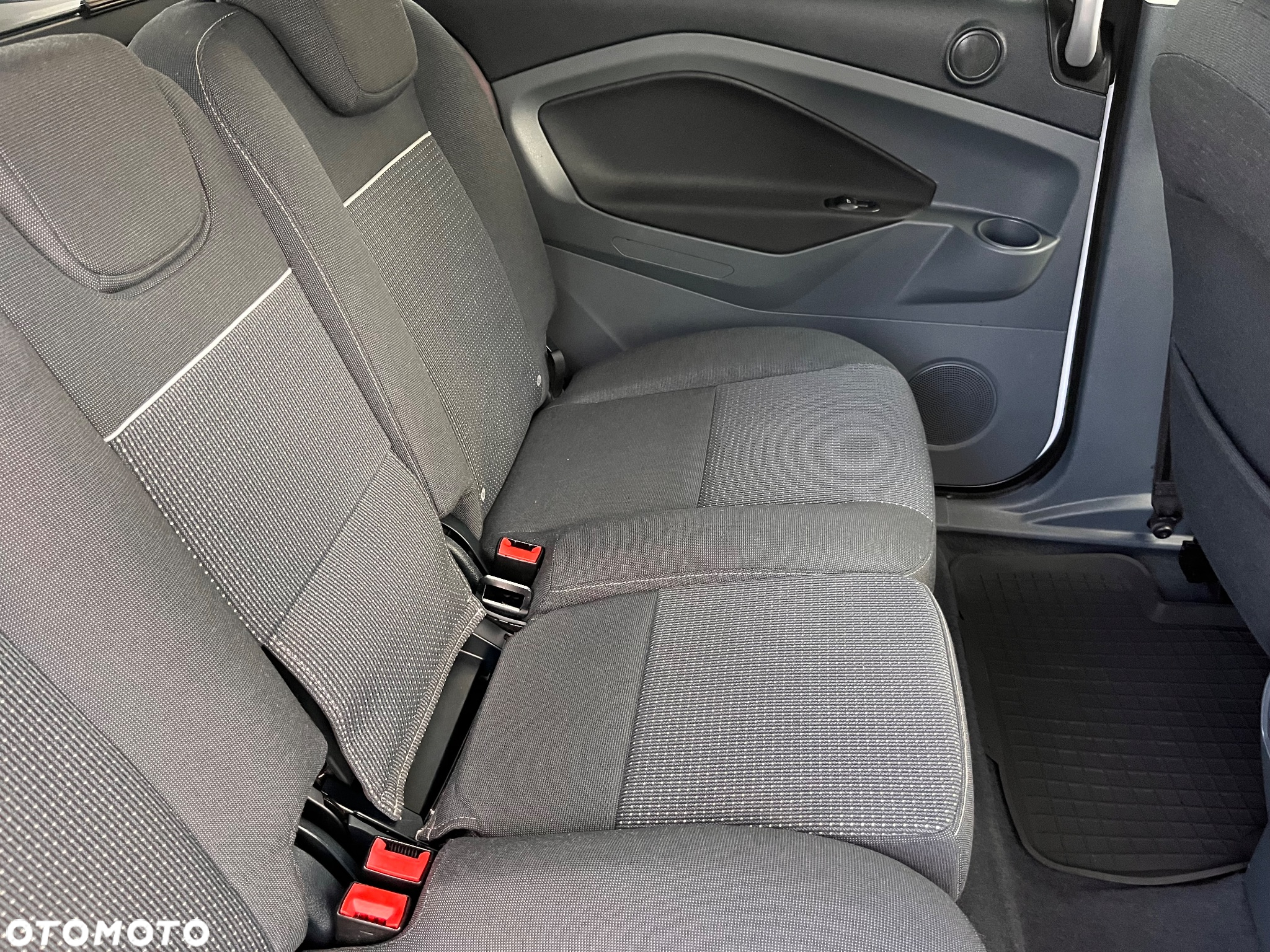 Ford Grand C-MAX 1.0 EcoBoost Start-Stopp-System Business Edition - 20