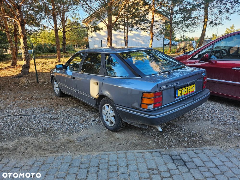 Ford Scorpio 2.0 CL - 5