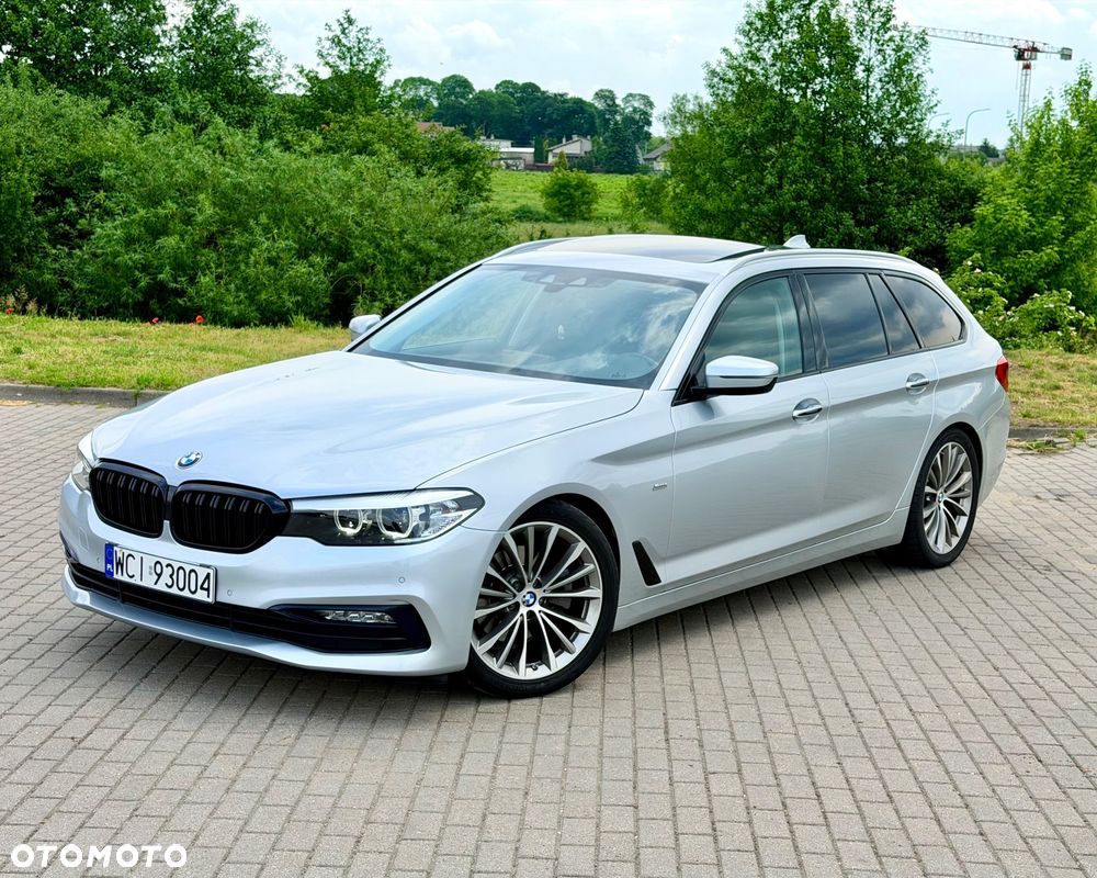 BMW Seria 5 520d Sport Line - 1