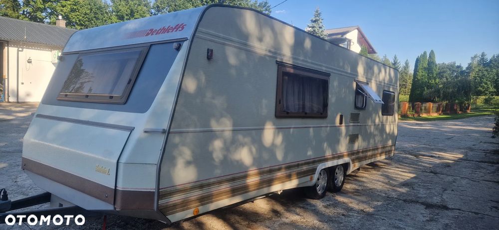 Dethleffs Caravans RT 8 - 4
