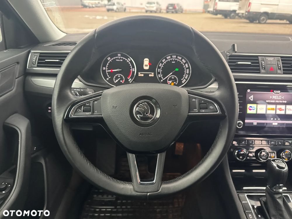 Skoda Superb 2.0 TDI SCR Style DSG - 27