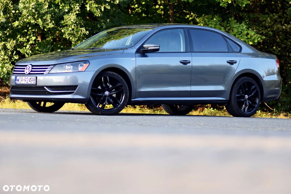 Volkswagen Passat - 10