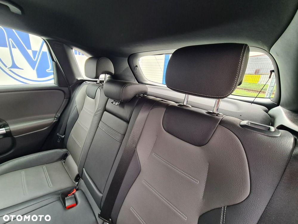 Mercedes-Benz Klasa B 220 d 8G-DCT - 29