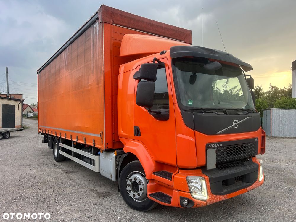 Volvo FL - 17