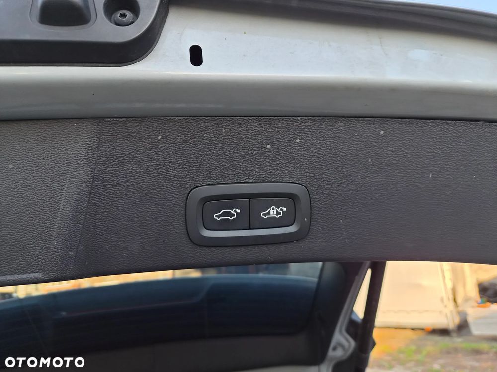 Volvo XC 40 T5 Recharge DKG Inscription - 14