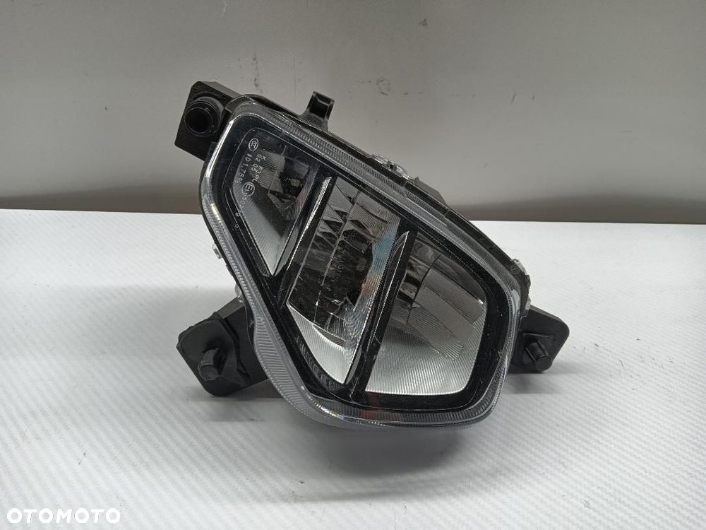HALOGEN PRZÓD PRZEDNI PRAWY VW TAIGO 2G7941662 - 1
