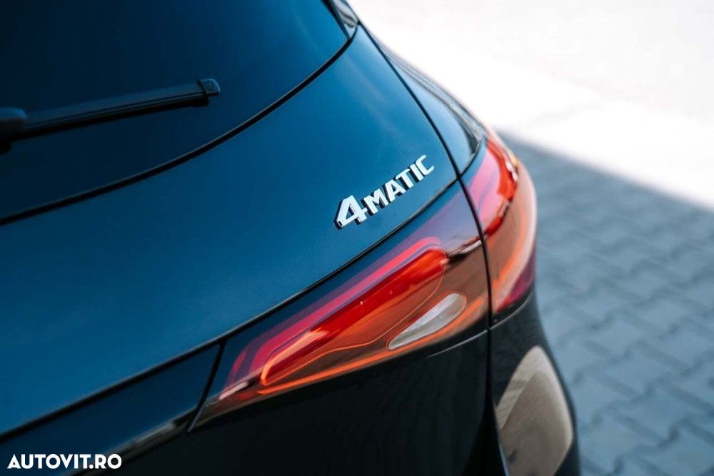 Mercedes-Benz GLC 300 e 4MATIC - 12