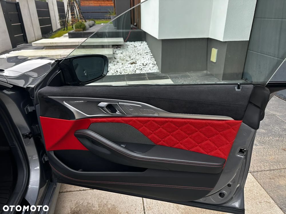 BMW M8 - 23