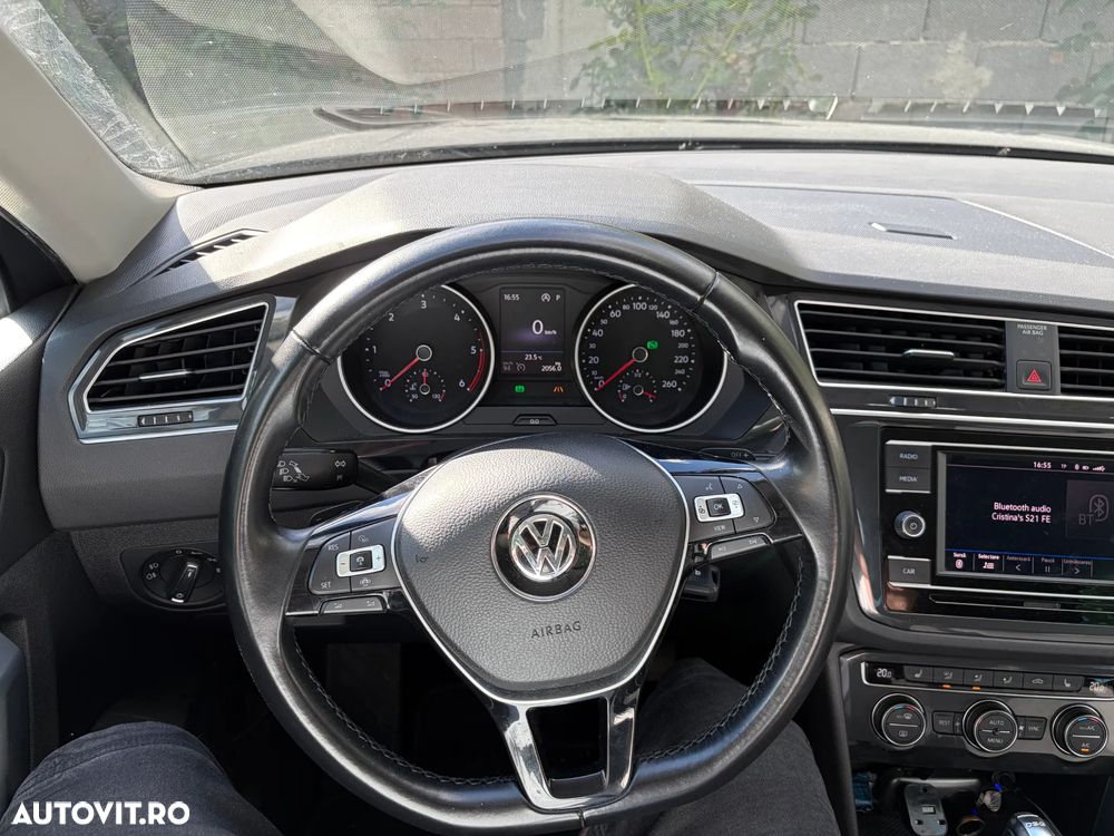 VOLKSWAGEN Tiguan 2019 — imagine 3
