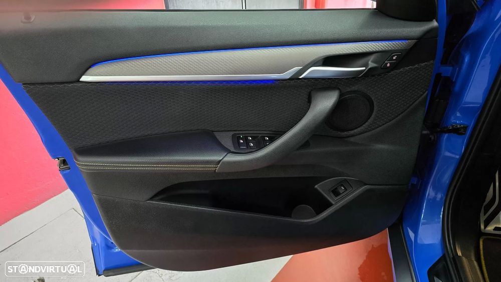 BMW X2 18 i sDrive Auto X Pack M - 24