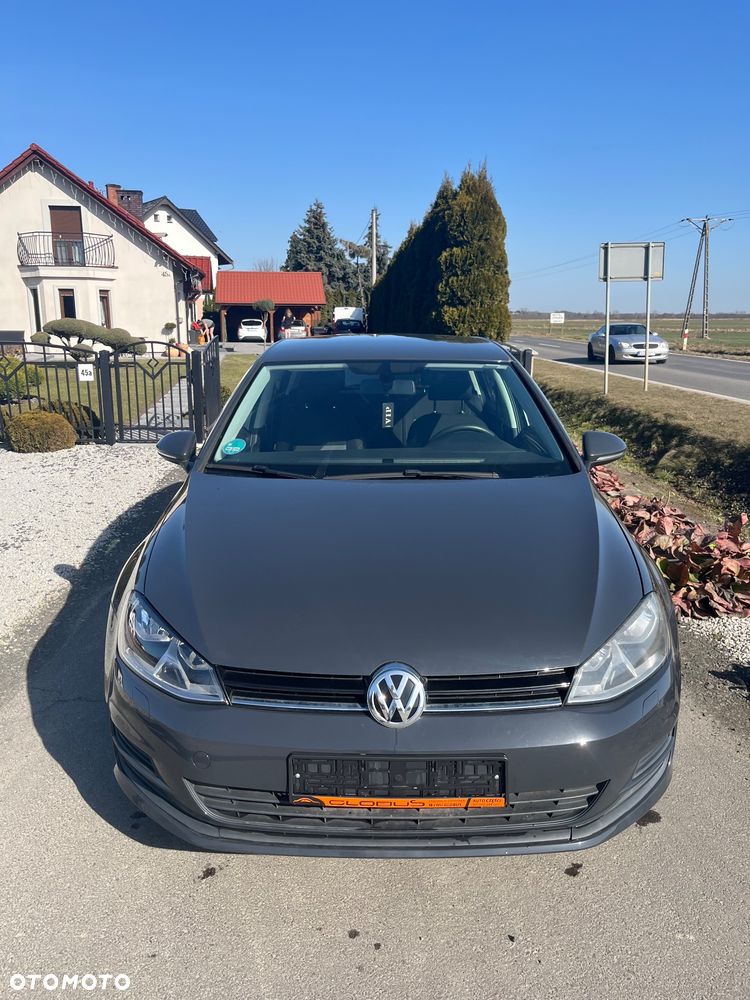 Volkswagen Golf 1.6 TDI BlueMotion Comfortline - 2
