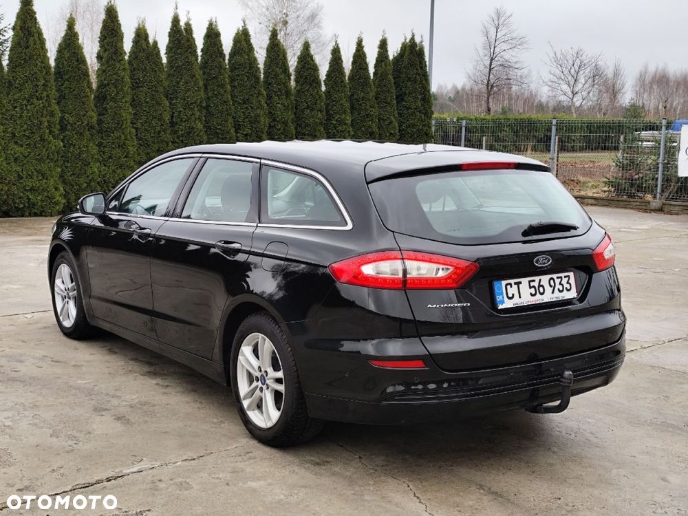 Ford Mondeo - 38