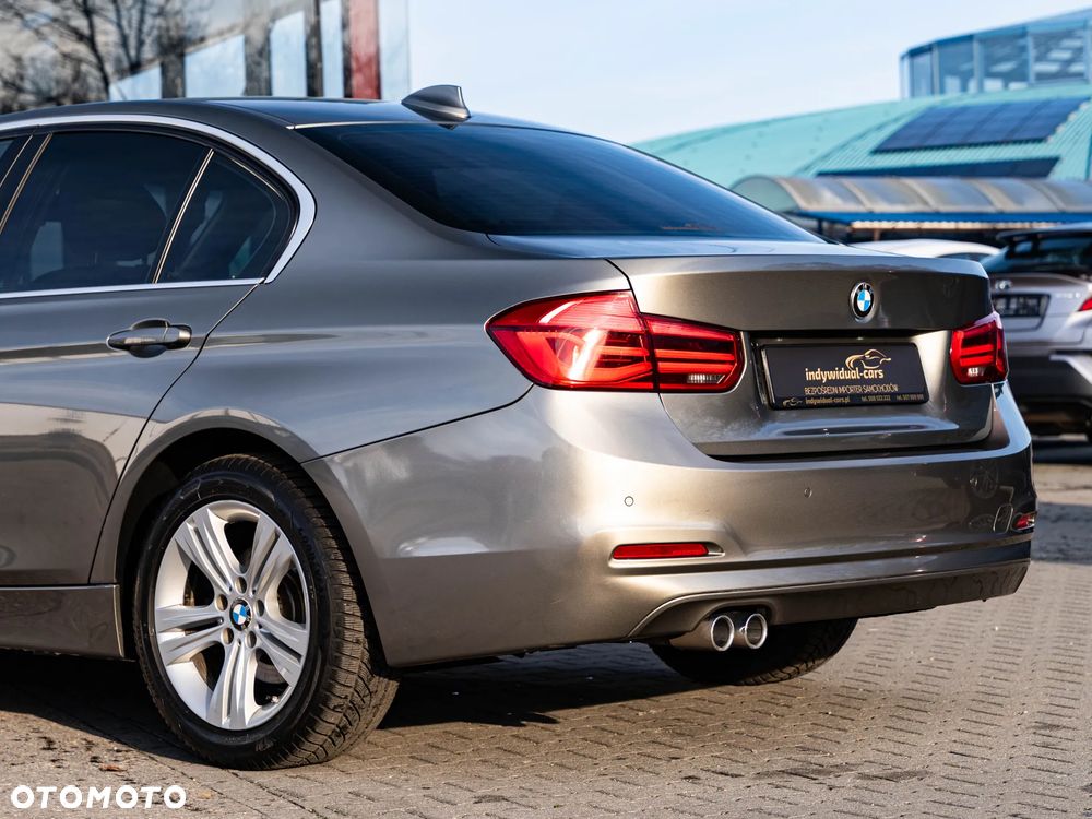 BMW Seria 3 320d Sport-Aut Efficient Dynamics Edition Sport Line - 11