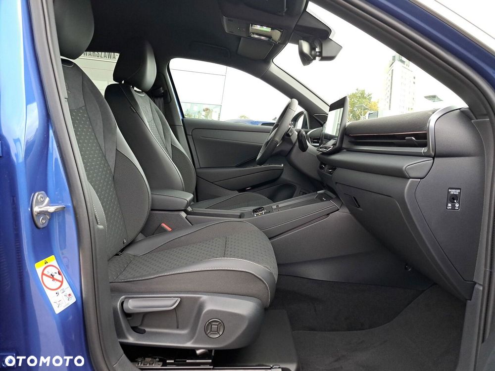 Volkswagen T-Roc 1.5 eTSI R-Line DSG - 17