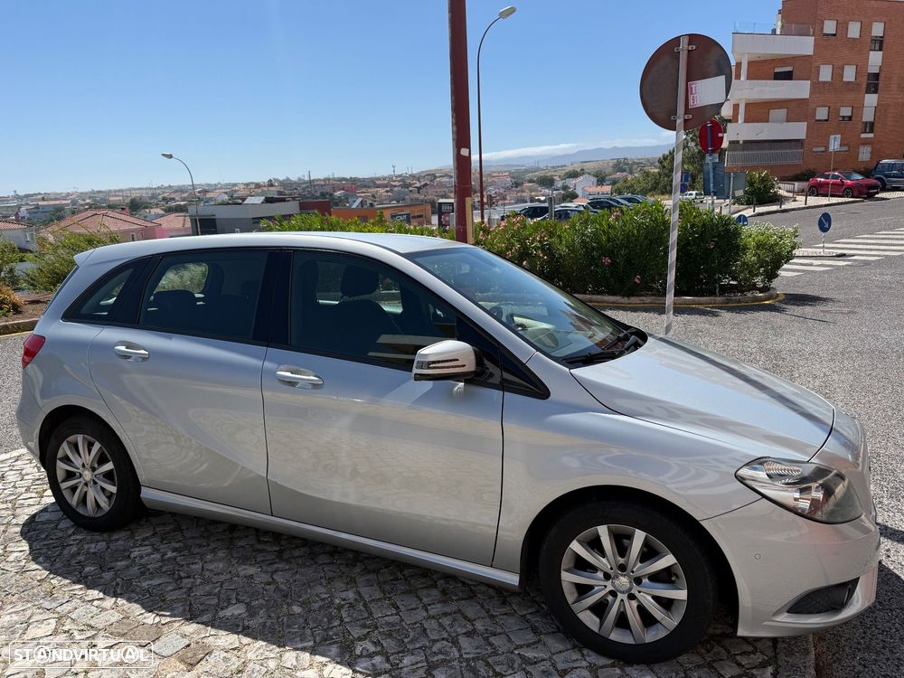 Mercedes-Benz B 180 CDI BlueEFFICIENCY - 1
