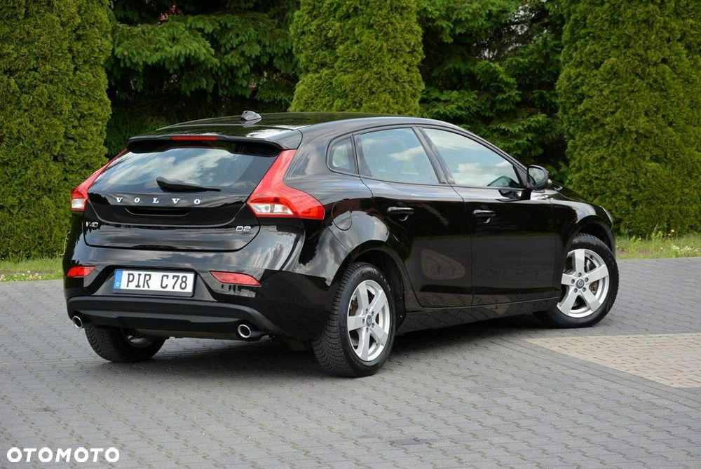 Volvo V40 D2 Drive-E Momentum - 15