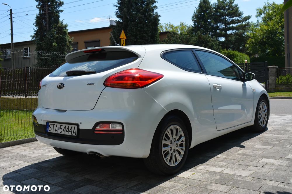 Kia ProCeed 1.4 CRDI L - 26