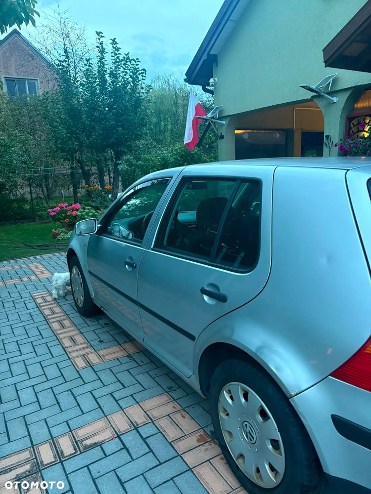 Volkswagen Golf 1.9 TDI Basis - 2
