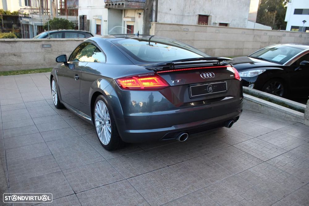 Audi TT Coupé - 6