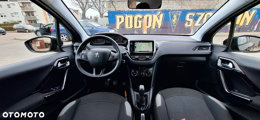 Peugeot 208 PureTech 82 Allure - 12