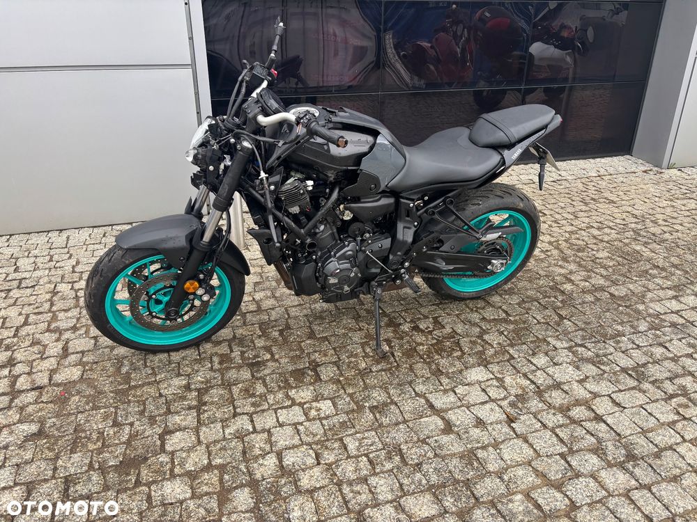 Yamaha MT - 8