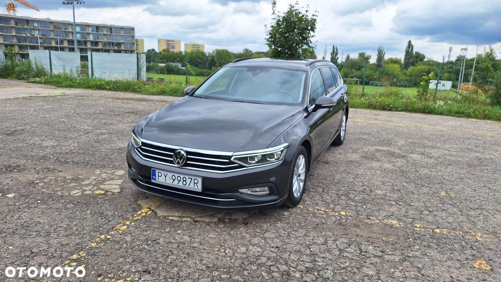 Volkswagen Passat 1.6 TDI SCR DSG Comfortline - 17