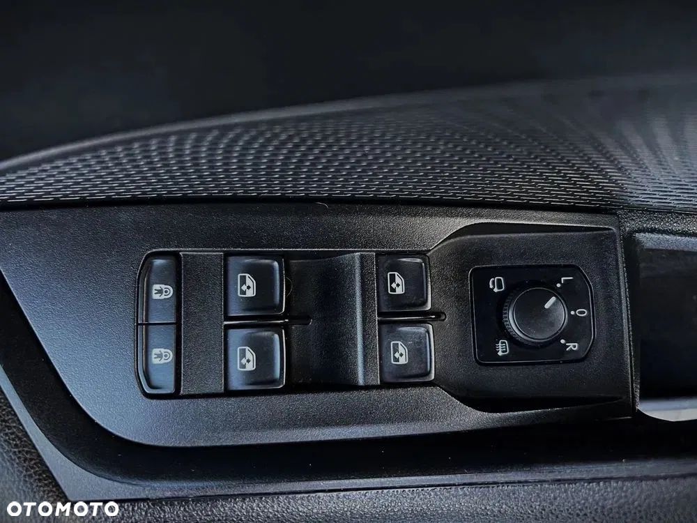 Skoda Octavia 2.0 TDI Ambition - 11