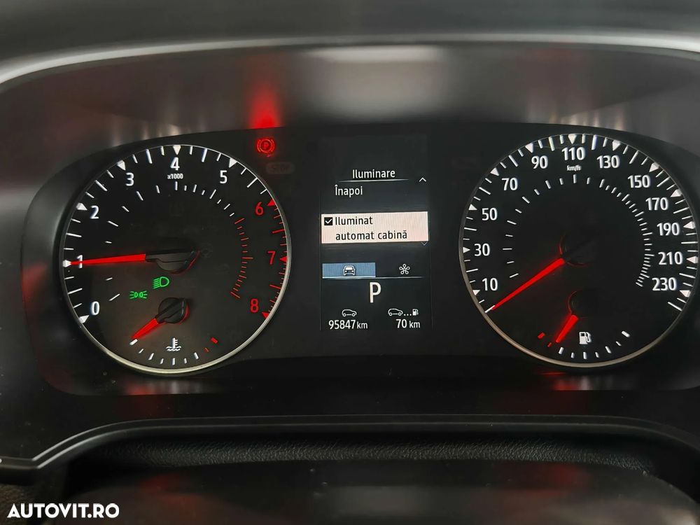 Renault Megane TCE 140 EDC Techno - 20