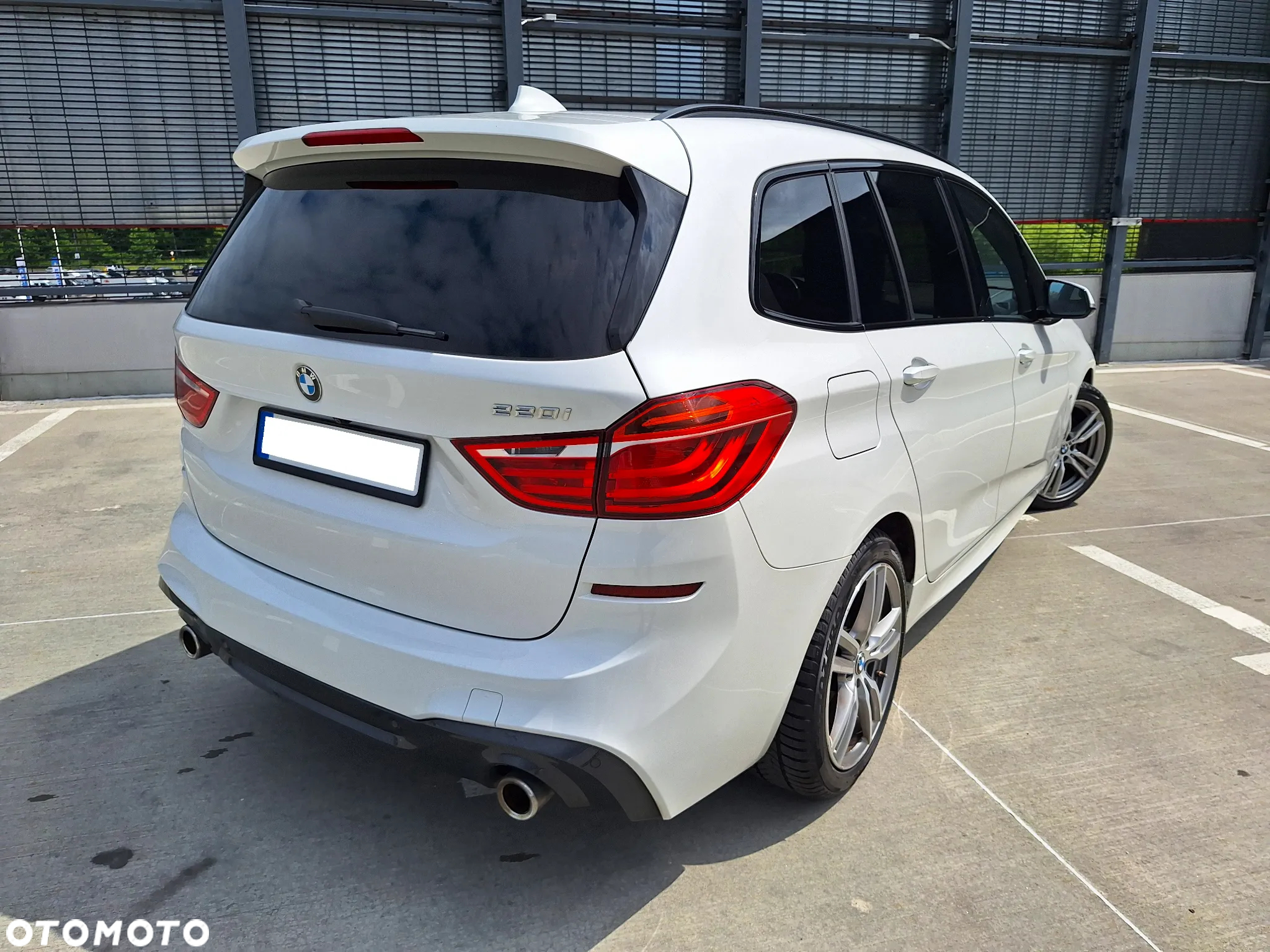 BMW Seria 2 220i GT M Sport - 13