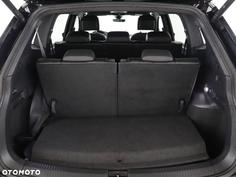 Volkswagen Tiguan Allspace 2.0 TDI 4Mot R-Line DSG 7os - 11