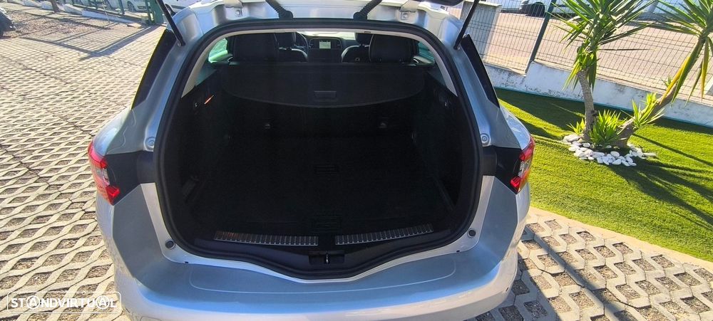 Renault Mégane Sport Tourer 1.5 dCi Limited EDC - 33