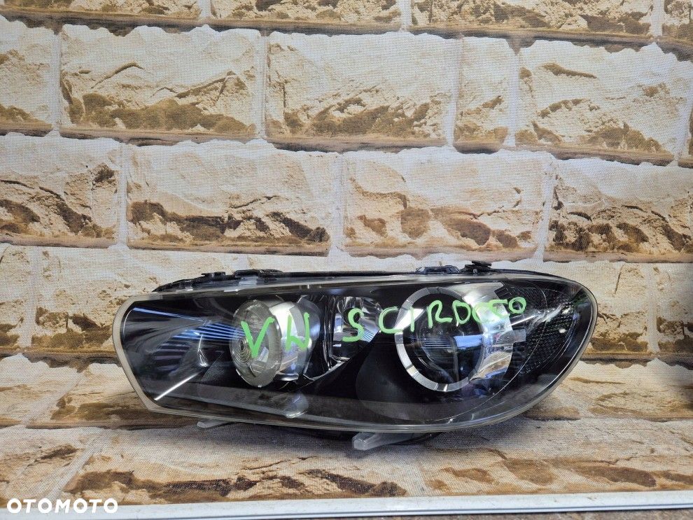 Reflektor Przód strona lewa Volkswagen Scirocco xenon kompletny