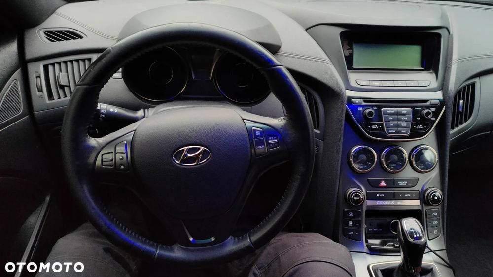 Hyundai Genesis - 19