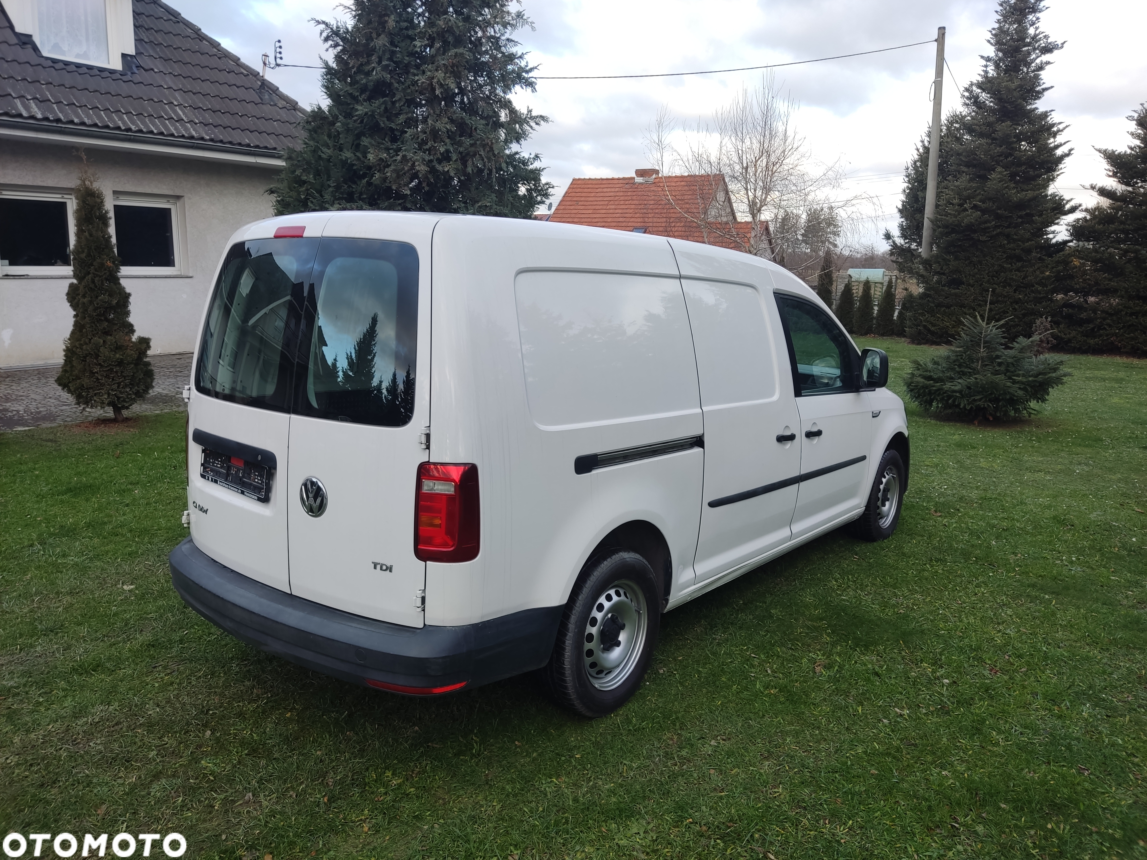 Volkswagen Caddy Maxi - 5
