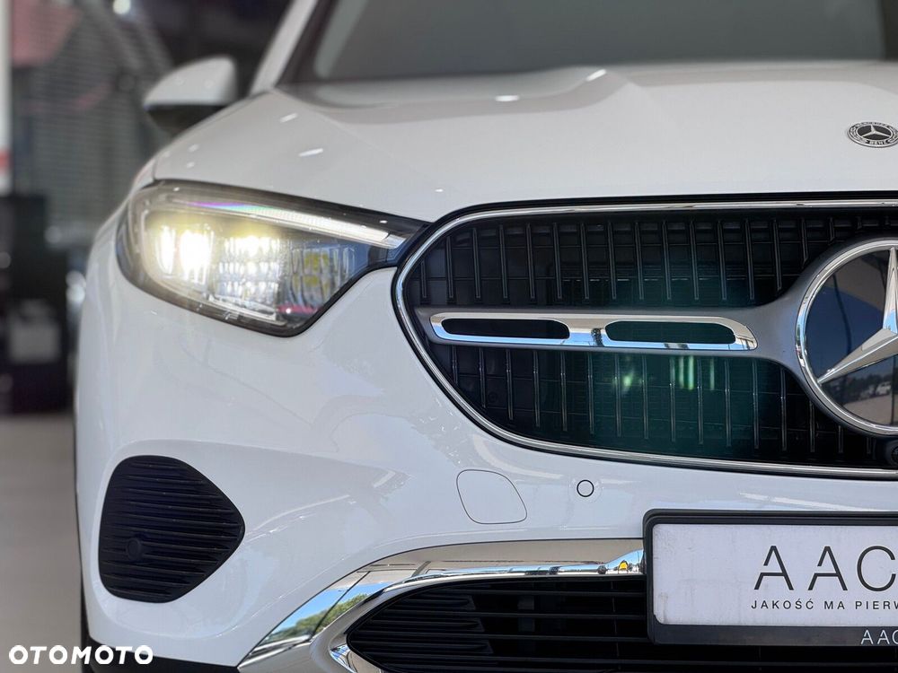 Mercedes-Benz GLC - 40