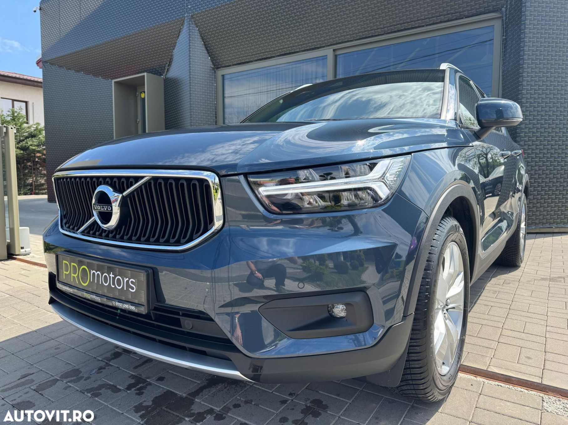 Volvo XC 40 - 1