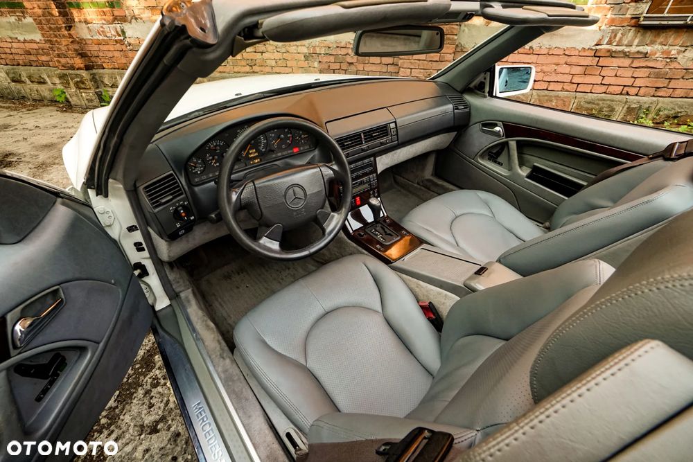 Mercedes-Benz SL - 10
