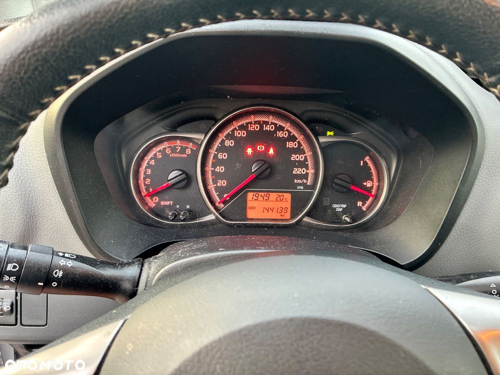 Toyota Yaris 1.33 Active - 14