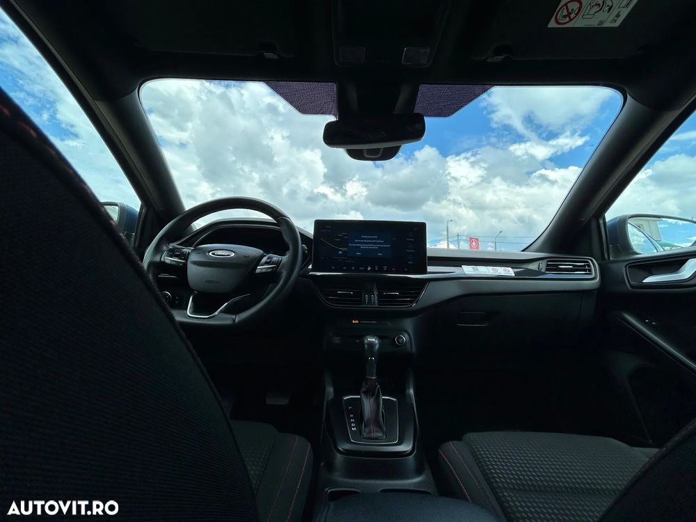 Ford Focus 1.0 EcoBoost ST-Line - 12