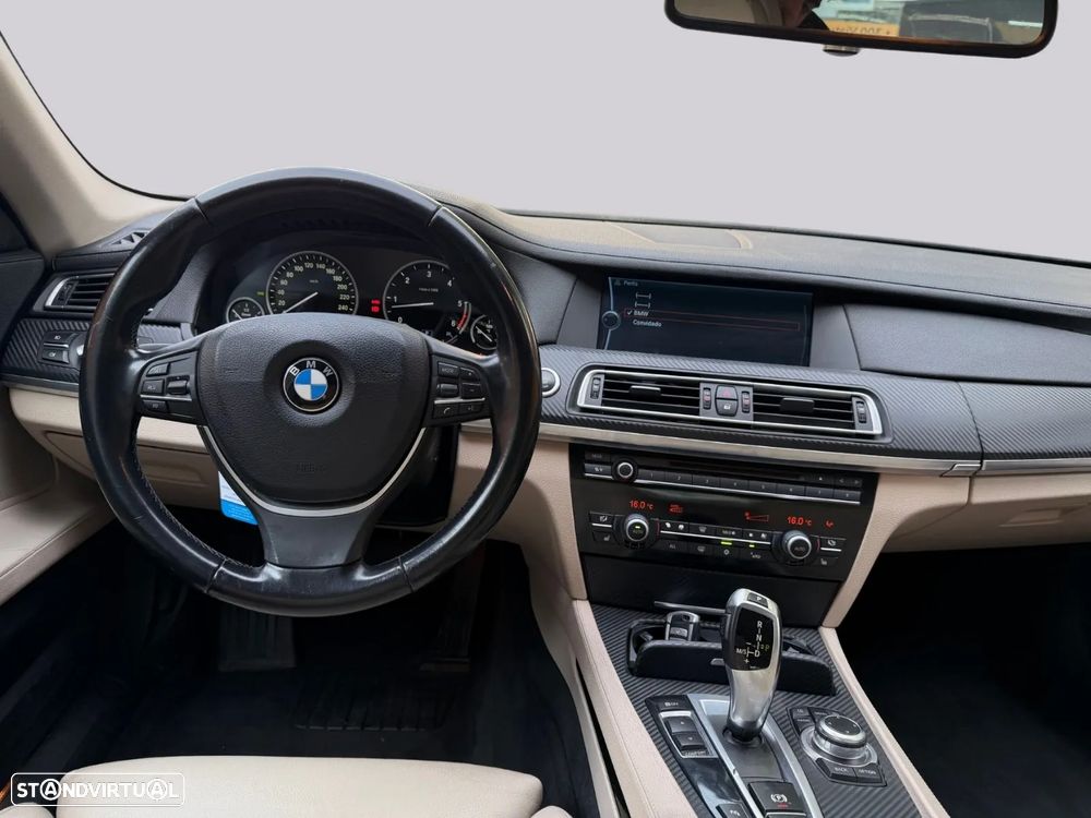 BMW 740 - 20