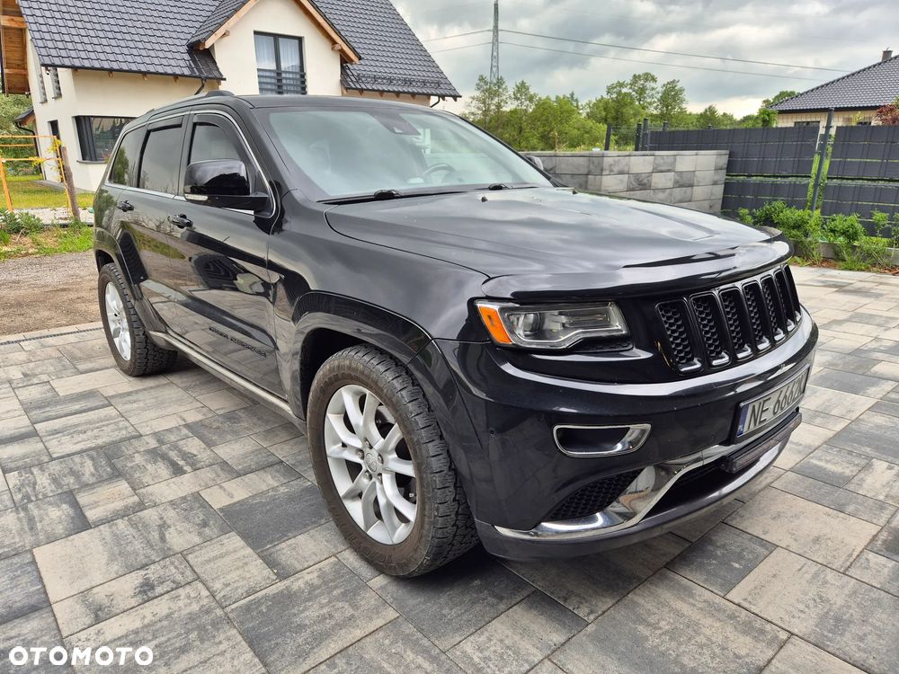 Jeep Grand Cherokee - 30