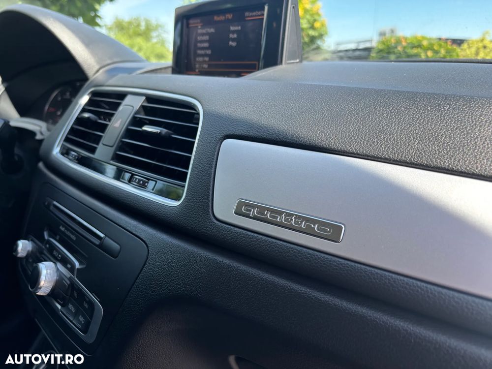 Audi Q3 2.0 TDI sport - 22