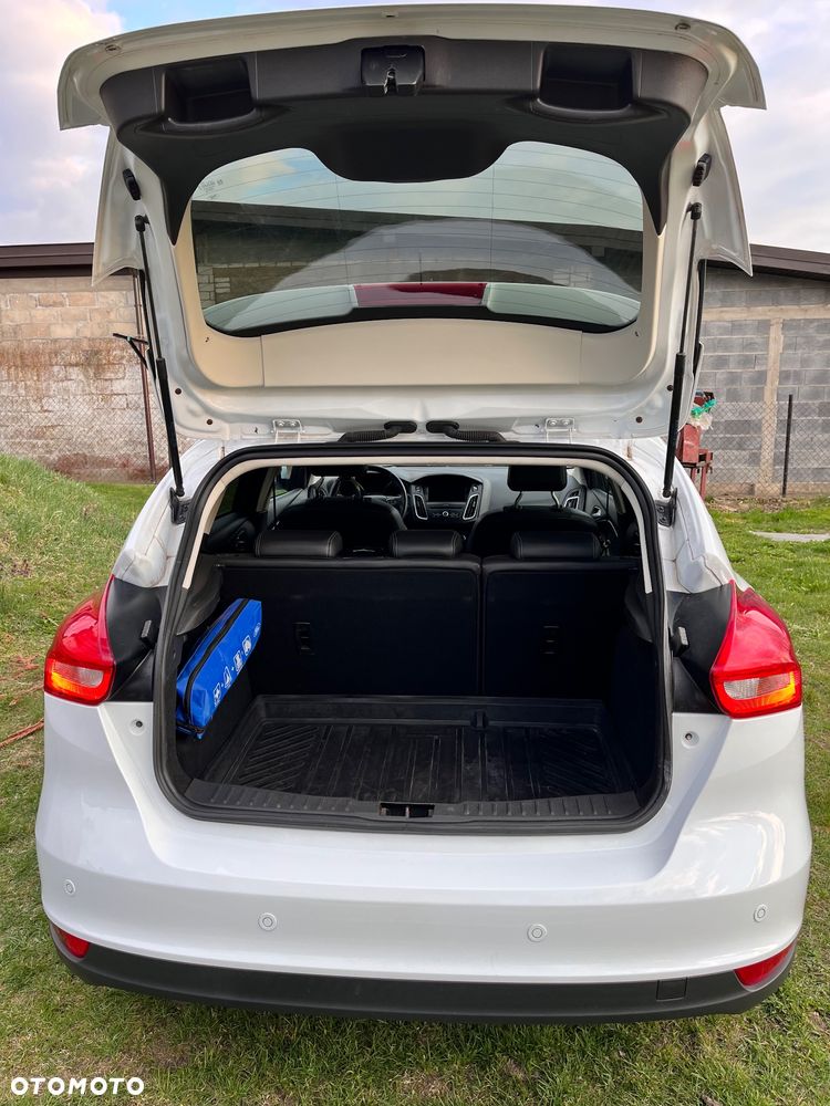 Ford Focus 1.0 EcoBoost Titanium ASS - 9