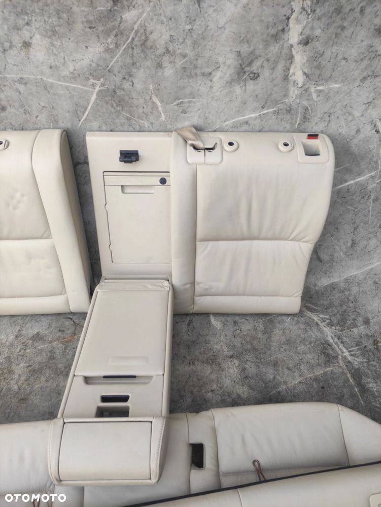 KANAPA TYŁ TYLNA SKŁADANA JASNA SKÓRA BMW E61 ISOFIX - 12