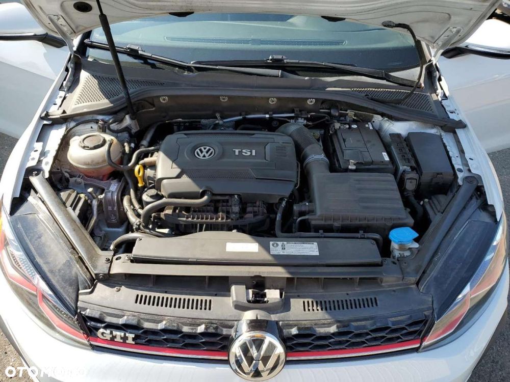 Volkswagen Golf - 7