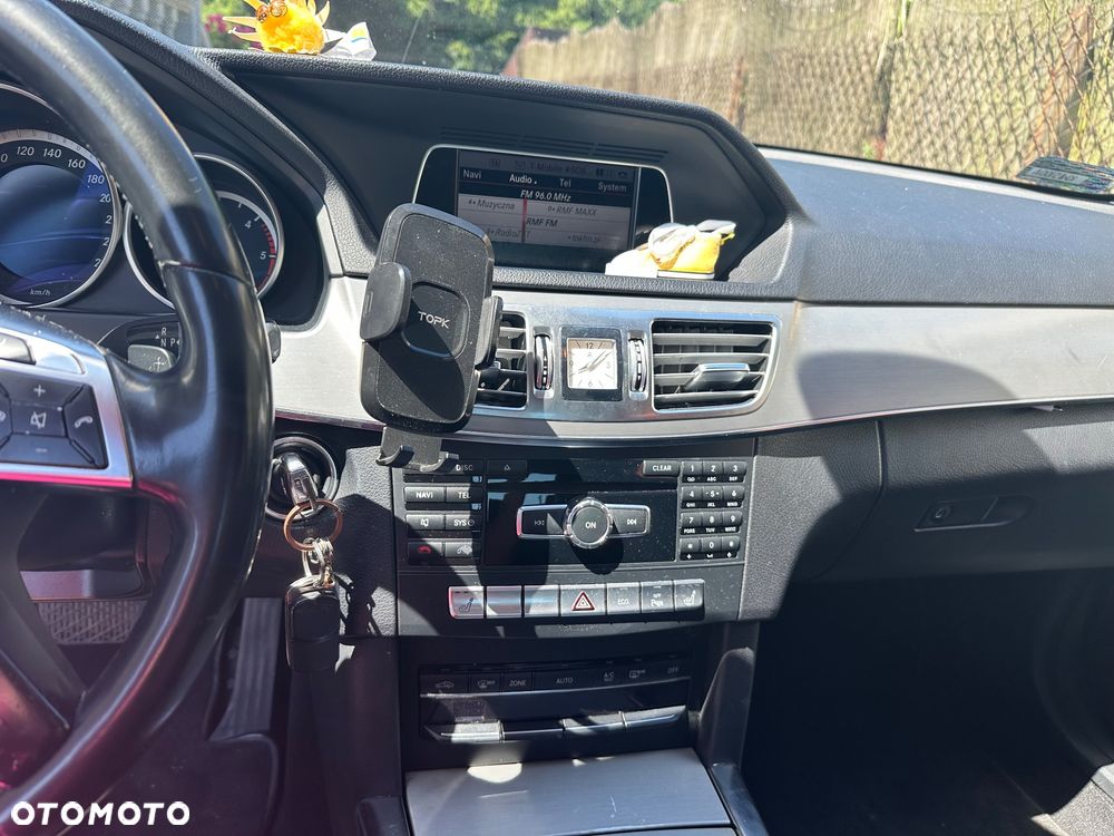 Mercedes-Benz Klasa E 200 CDI DPF BlueEFFICIENCY 7G-TRONIC - 4
