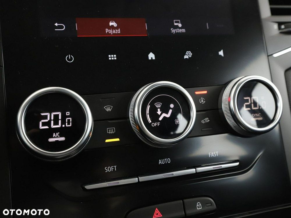 Renault Megane BLUE dCi 115 EDC BUSINESS EDITION - 28